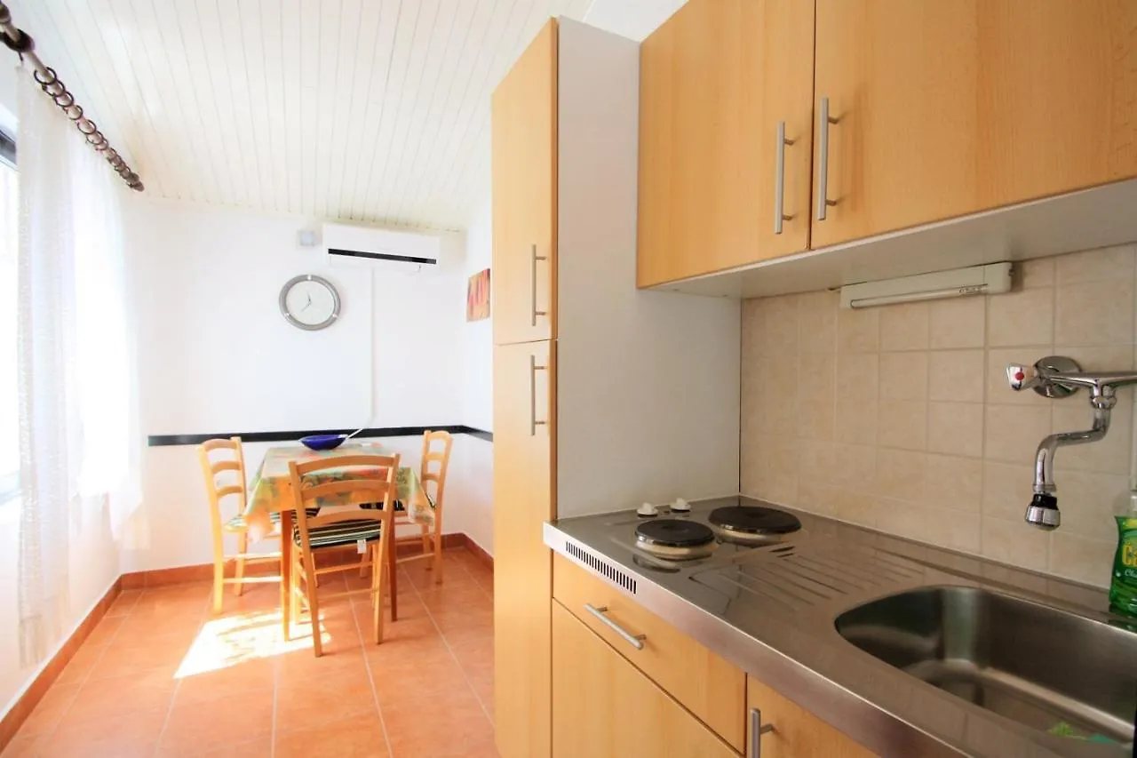 Guest house Apartments Rebic Porec