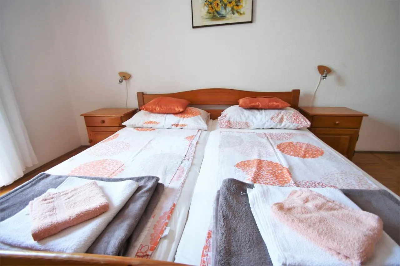 Guest house Apartments Rebic Porec