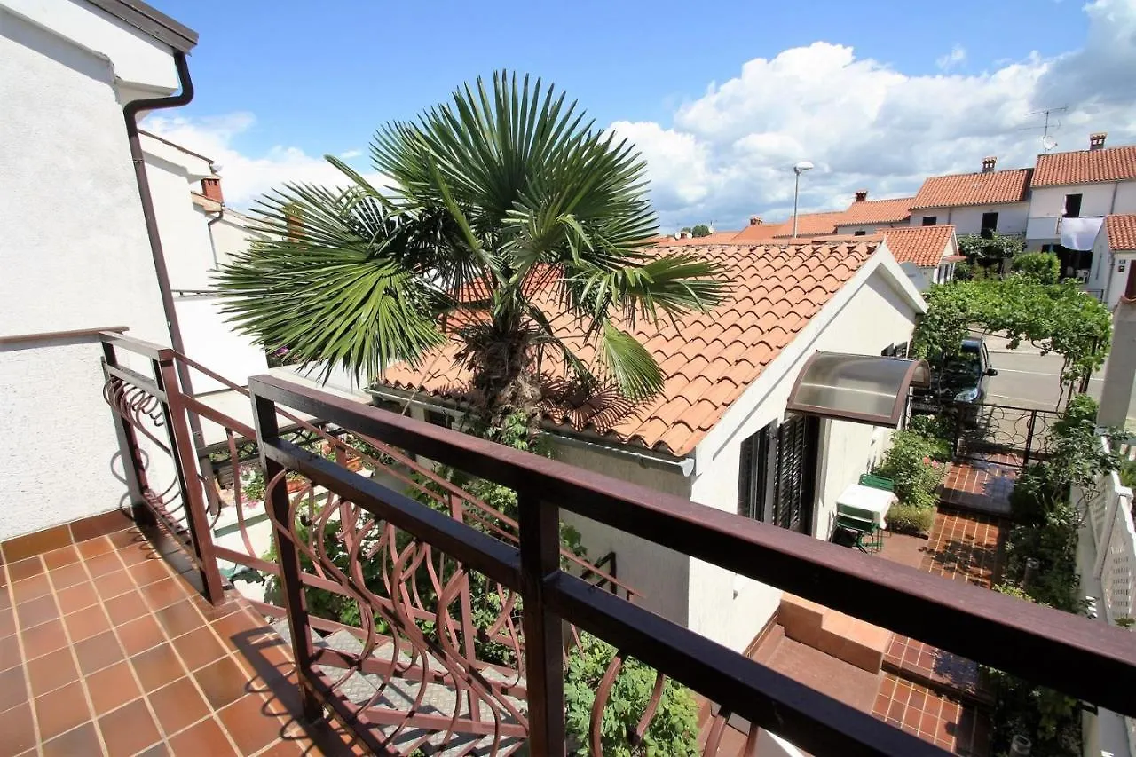Apartments Rebic Porec Guest house