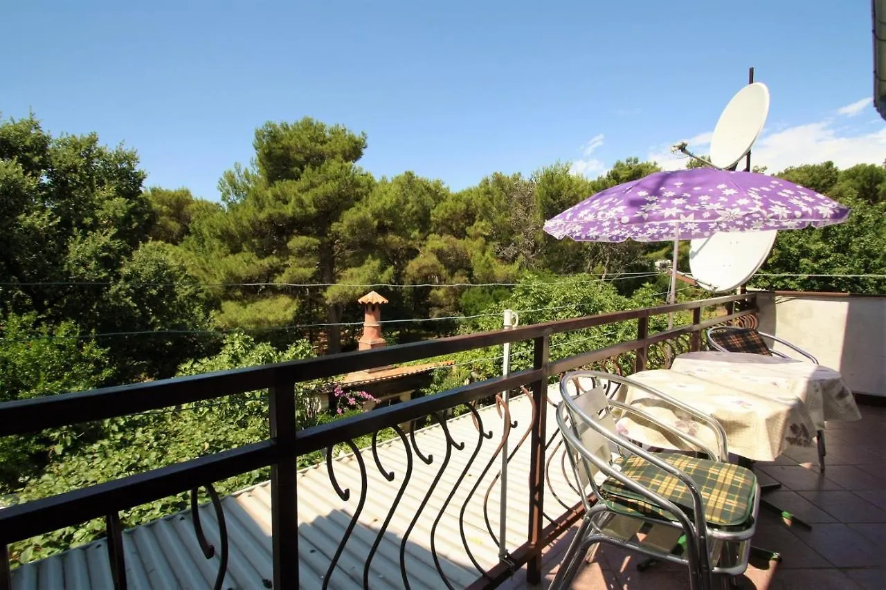 Guest house Apartments Rebic Porec