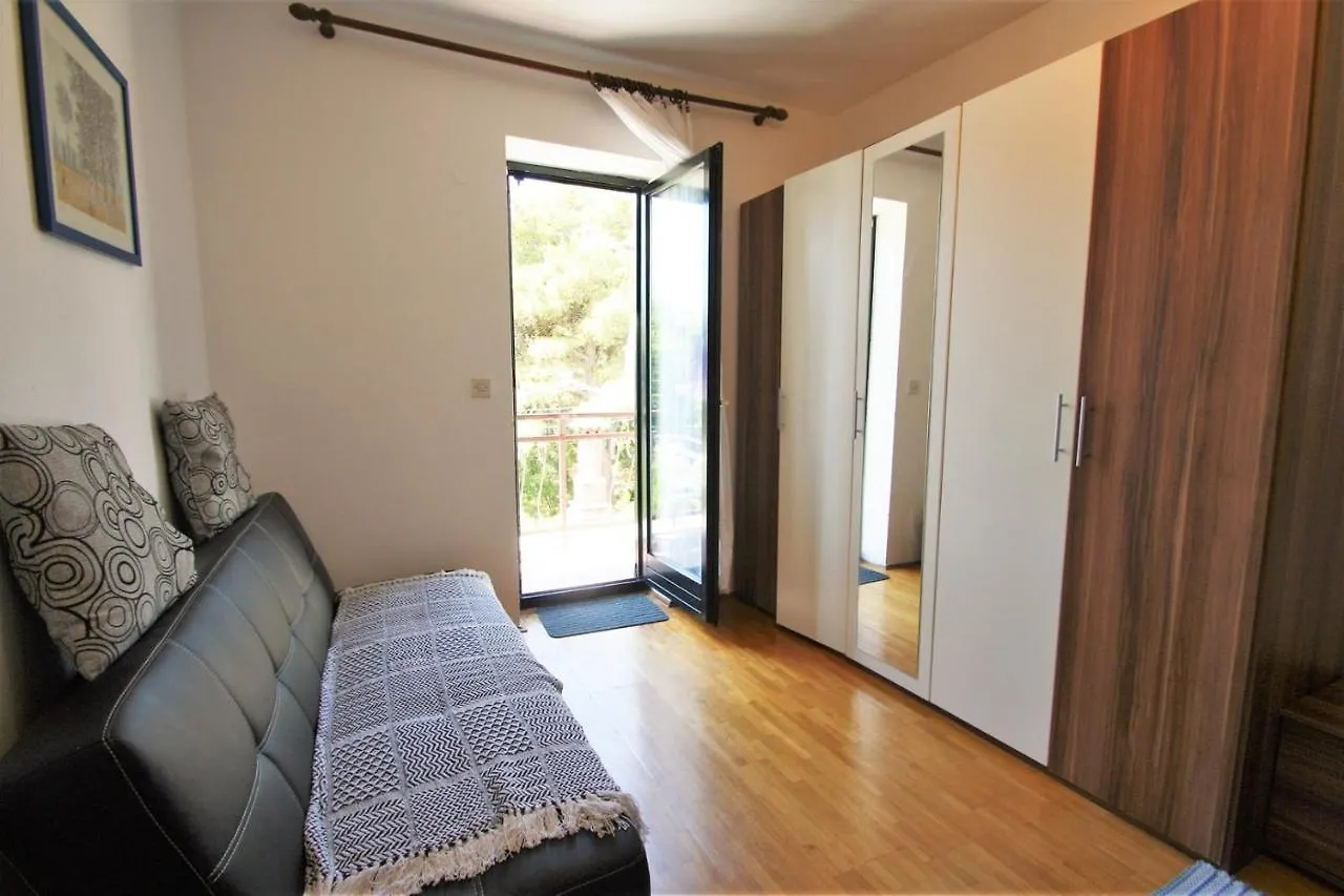 Guest house Apartments Rebic Porec